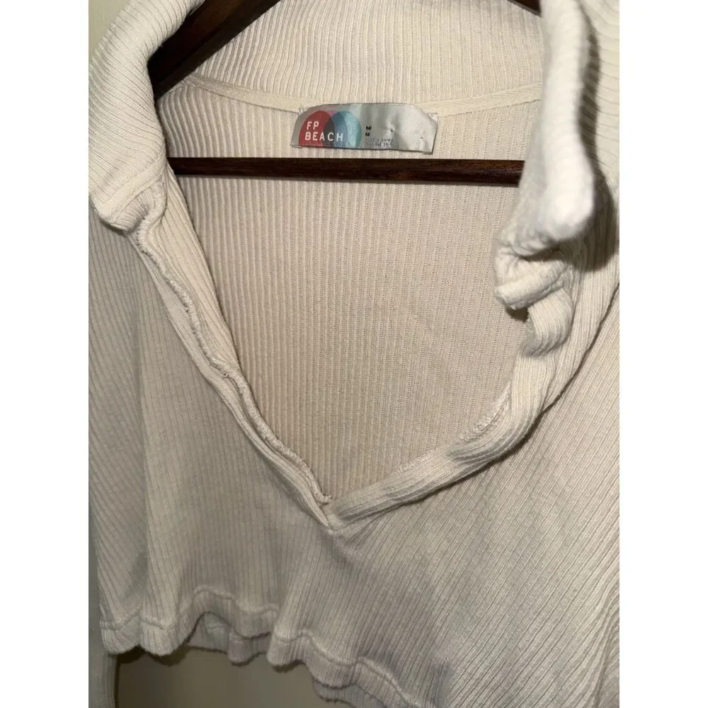 Free People FP Beach Cream Ribbed Cropped Collared Plunge Long Sleeve Top M
